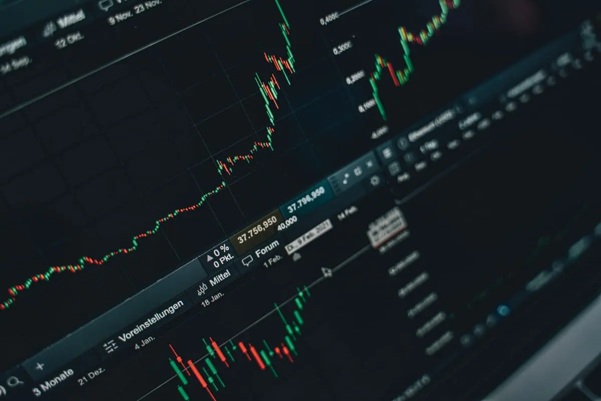 FIBRAs: Cómo Invertir en Bienes Raíces desde la Bolsa - Inmobiliaria32