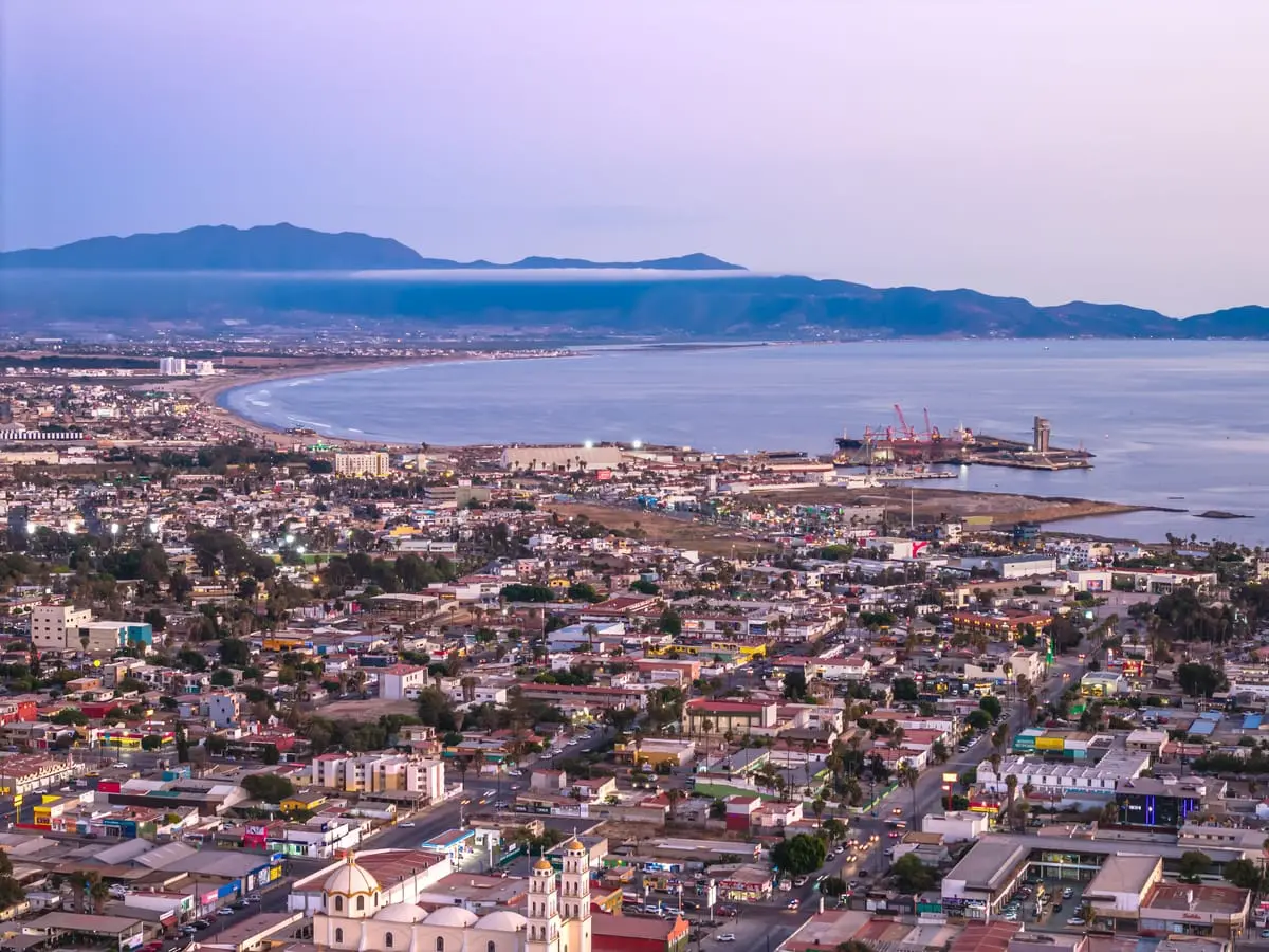 Mejores Colonias y Zonas para Vivir en Ensenada, Baja California (2026) - Inmobiliaria32