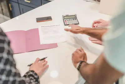 Papeles para vender una casa: checklist completo de documentos - Inmobiliaria32