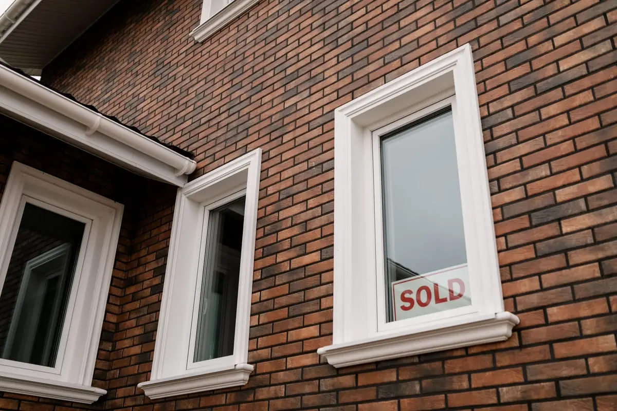 Vender una casa con crédito INFONAVIT vigente: ¿se puede y cómo? - Inmobiliaria32